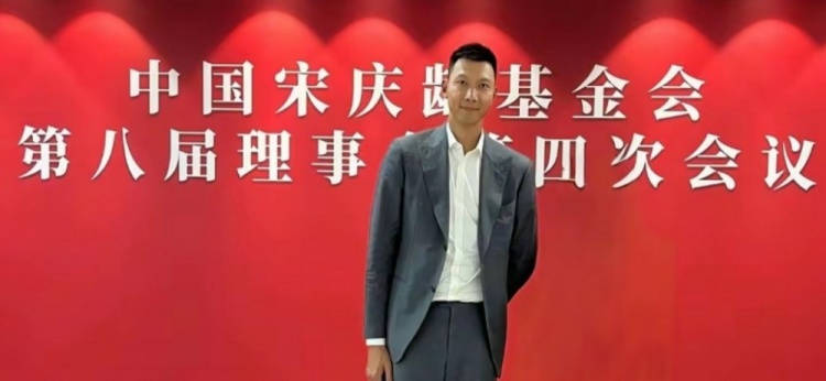  時隔5個月首次公開露面！大河報：易建聯(lián)關(guān)聯(lián)公司成被執(zhí)行人