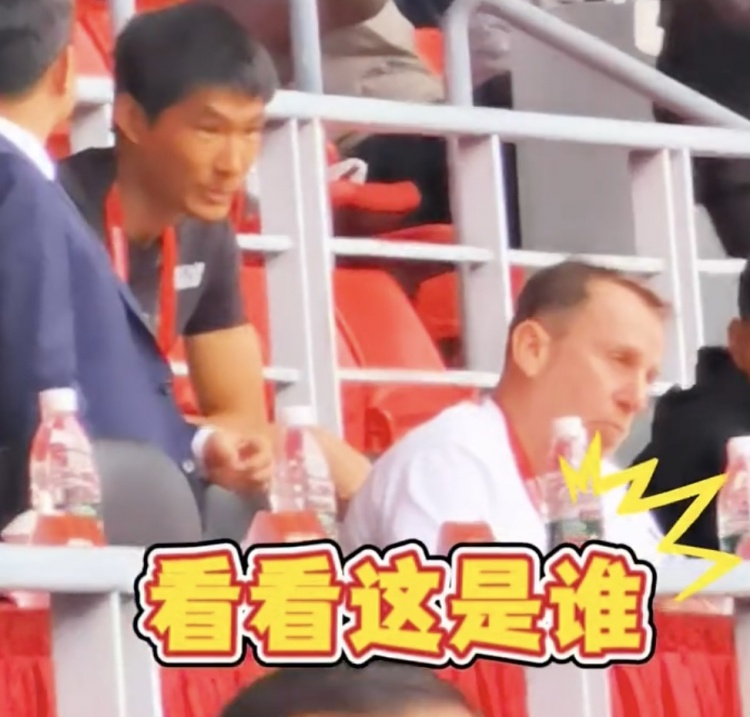  久爾杰維奇現(xiàn)身鹽城，現(xiàn)場觀看中國U22國足vs韓國