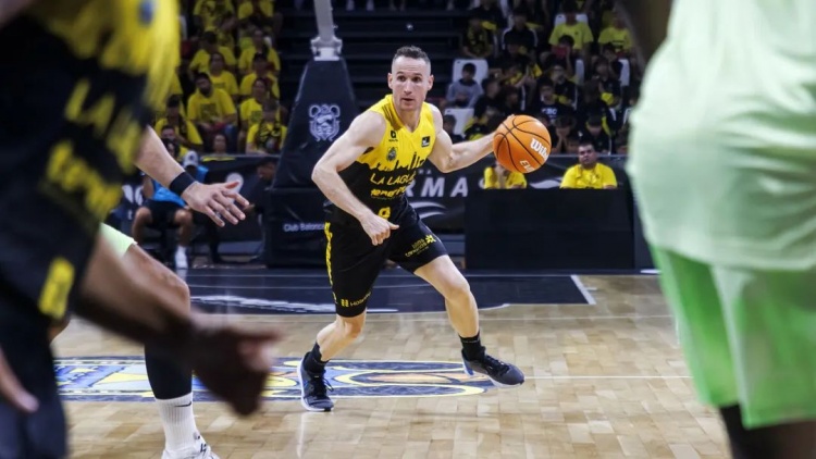  NBA初代老六，42歲進(jìn)入生涯巔峰？！