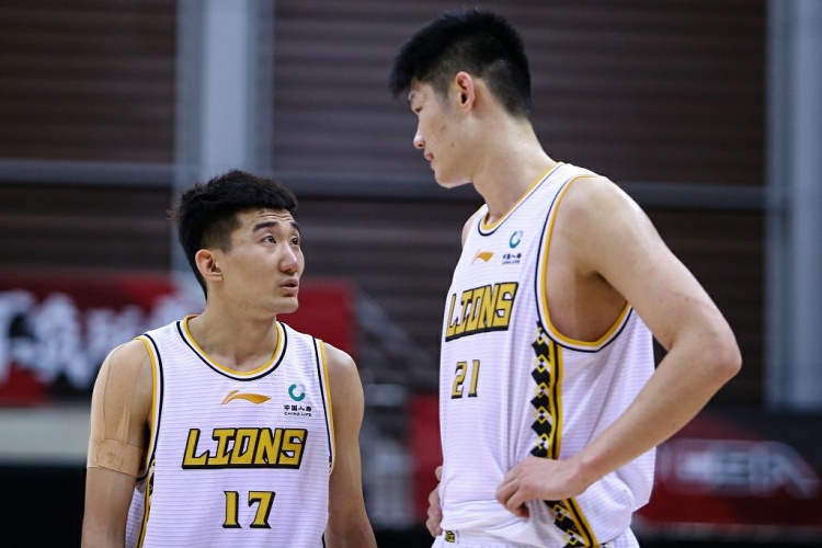  本賽季主場金身告破！張寧上籃絕殺 廣廈12連勝&主場19連勝遭終結(jié)