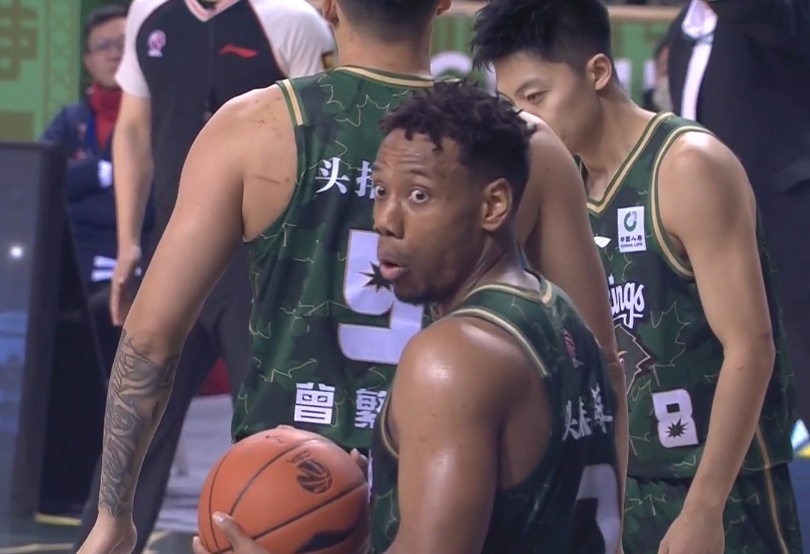  外線很準(zhǔn)！祝銘震6記三分拿下22分6籃板
