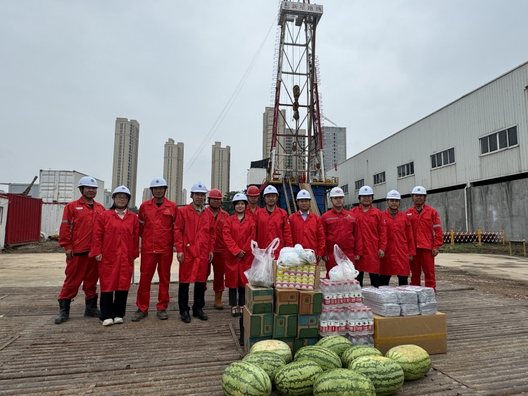 669631cd3c3ed.jpg 4.jpg